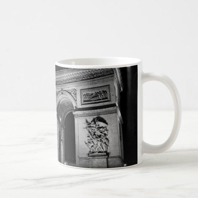 Caneca De Café Arc de Triomphe à noite em Paris (Direita)
