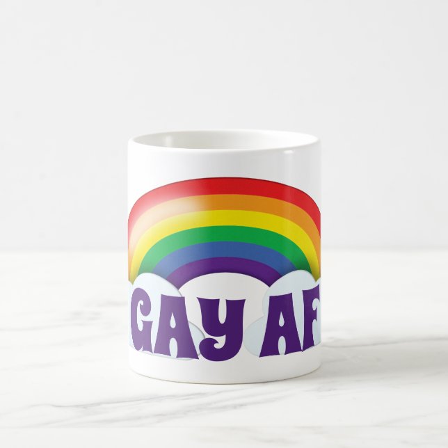 Caneca De Café Arco-íris e nuvens "Gay AF" (Centro)