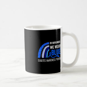 Caneca De Café Arco-Íris Em Novembro Nós Vestimos Awarenes Azul D