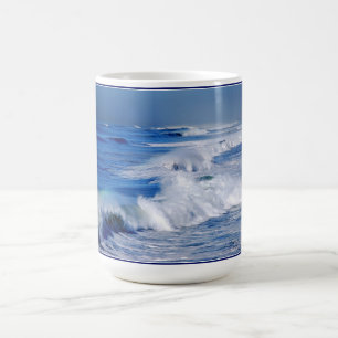 Caneca De Café Arco-íris sobre Ondas do Oceano Mug