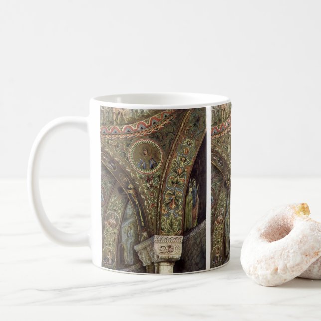 Caneca De Café Arquitetura venenosa, Arca decorativa em uma Igrej (Com Donut)