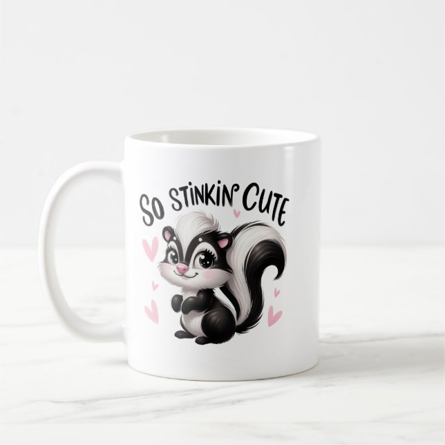 Caneca De Café Arte de Gambá Tão Fofinho (Esquerda)