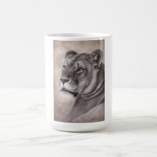 Caneca De Café Arte de Leoa Desenhada à Mão
