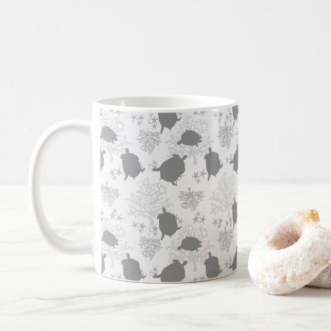 Caneca De Café Arte sobre Cinzas do Mar Tartaruga (Com Donut)