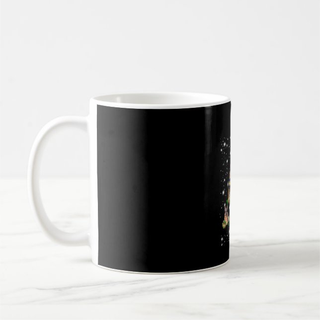 Caneca De Café Árvore De Natal Alemã Abrangida Pela Lâmpada (Esquerda)
