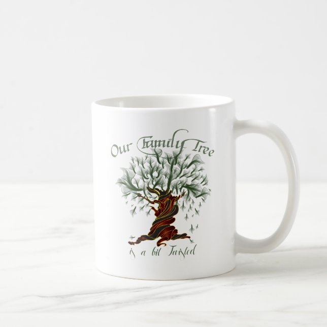 Caneca De Café Árvore familiar um pouco torcida (Direita)