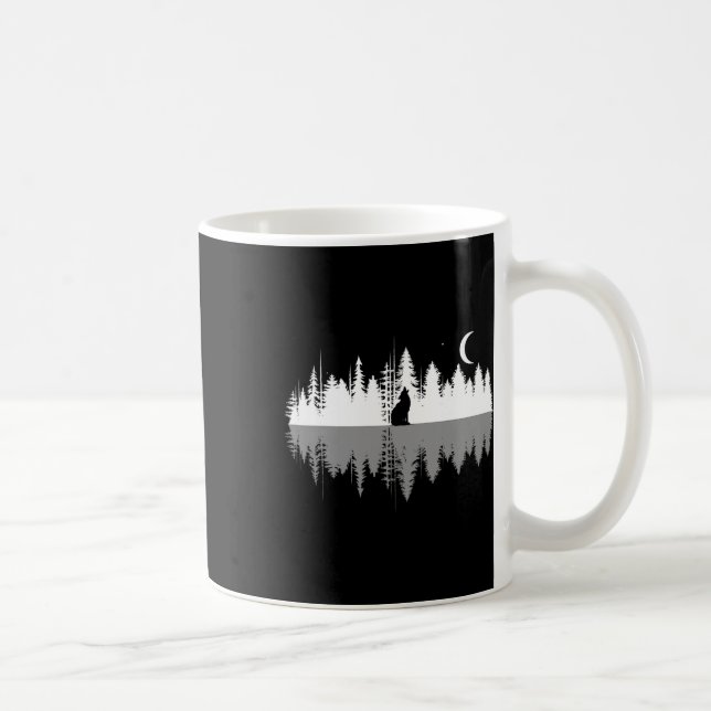 Caneca De Café Árvores Refletem Wolf Howling Na Floresta Plena Da (Direita)