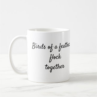 Caneca De Café As aves de um bando de penas juntam-se para citar