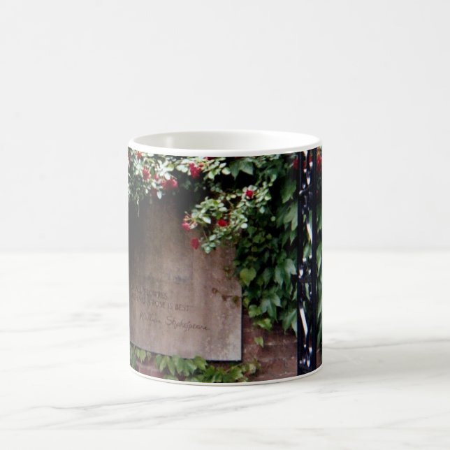 Caneca De Café As citações de Shakespeare aumentaram (Centro)