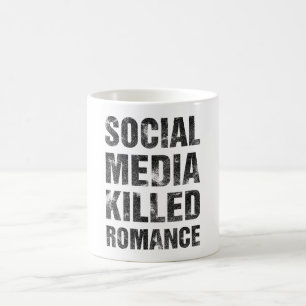 Caneca De Café As Mídias Sociais Mataram o Romance