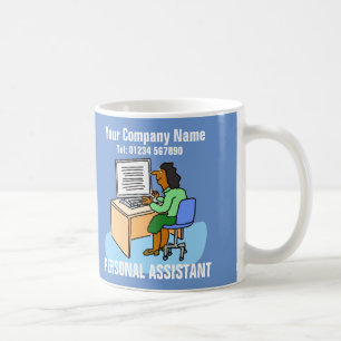 Caneca De Café Assistente Pessoal Asiático a Trabalhar no Comput