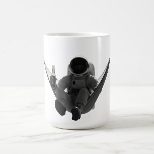 Caneca De Café Astronauta com cerveja na rede