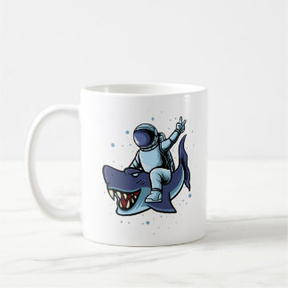 Caneca De Café Astronauta Com Tubarão