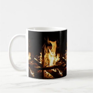 Caneca De Café Através das chamas