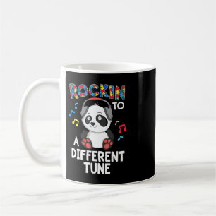 Caneca De Café Atropelando A Uma design De Ajuste Diferente. Colo