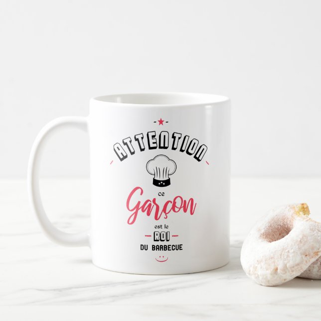 Caneca De Café Attention ce garcon est le roi du barbecue (Com Donut)