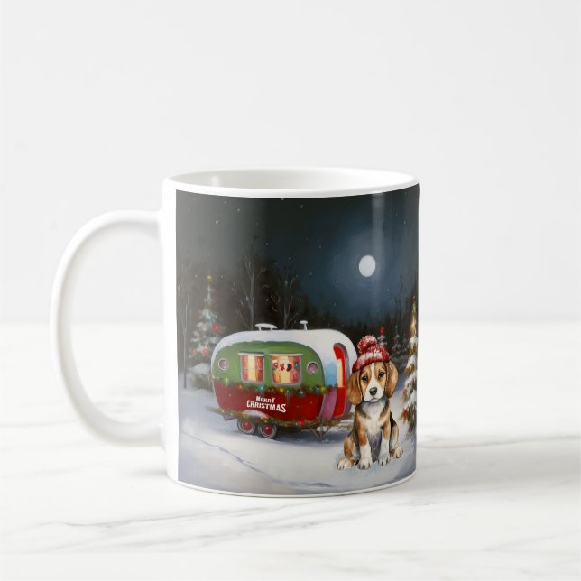 Caneca De Café Aventura de Natal da Caravana do Beagle de Inverno (Esquerda)