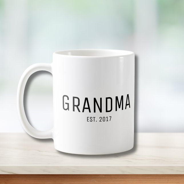 Caneca De Café Avó Estabeleceu Novo Presente de Avó (Criador carregado)