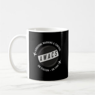 Caneca De Café AWACS na estação no tempo