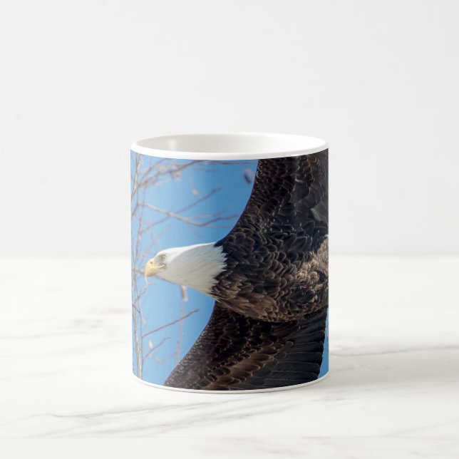 Caneca De Café Bald Eagle em voo (Centro)