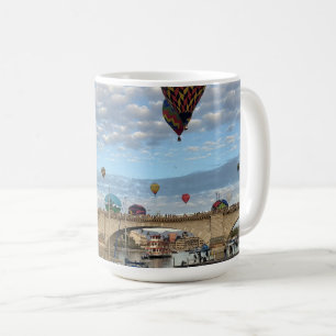 Caneca De Café Balões de Ar Quente sobre a Ponte de Londres 2026