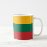 Caneca De Café Bandeira Cerâmica, Lituânia<br><div class="desc">Celebrar a cultura vibrante e o rico patrimônio da Lituânia com este belo canil cerâmico de bandeira lituana. Apresentando as icônicas faixas horizontais de amarelo, verde e vermelho, esta caneca é uma homenagem perfeita ao orgulho lituano e à identidade nacional. Quer você esteja apreciando seu café matinal, chá, ou qualquer...</div>