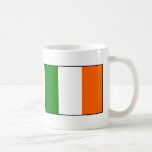 Caneca De Café Bandeira da Irlanda<br><div class="desc">A imagem mostra a Irish Flag ou Flag da Irlanda, o tricolor verde, branco e laranja.</div>