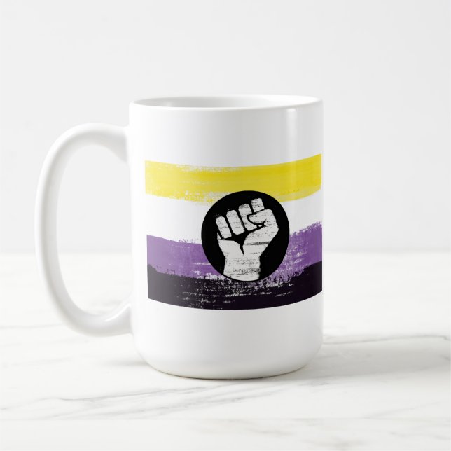 Caneca De Café Bandeira de Protesto Pintada Não Binária (Esquerda)