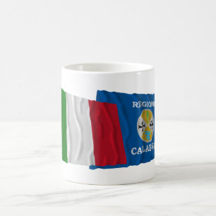 Caneca De Café Bandeiras de ondulação de Italia e de Calabria