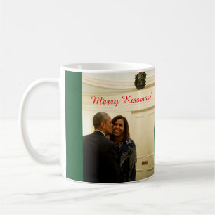 Caneca De Café Barack e Michelle Feliz Kissmas - Mug