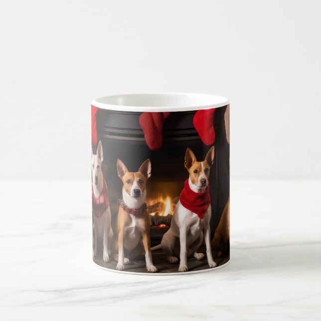 Caneca De Café Basenji pelo Natal da Lareira (Centro)