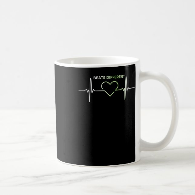 Caneca De Café Bata Diferente (Direita)