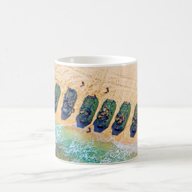 Caneca De Café BEACH ARMOR - Veículo Anfíbio Contra Agressões (Centro)