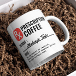 Caneca De Café Bebida de Receita de Novidade Personalizada<br><div class="desc">Receita de Novidade Beba caneca personalizada de paciente de Ricaso - mude o texto para atender às suas necessidades. Uma ideia perfeita de presente pessoal - adicione a bebida favorita dos "doentes",  o seu nome e os seus próprios dados de dose,  se necessário,  ou saia como está.</div>