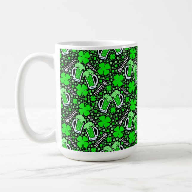 Caneca De Café Bebidas Verdes Escuras, Ruas de Vestuário, Dia de  (Esquerda)