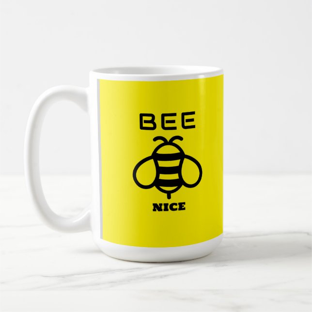 Caneca De Café Bee Nice with Yellow Background Design (Esquerda)