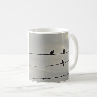 Caneca De Café Beija-flor E Pombas 🕊️ Em Silhueta