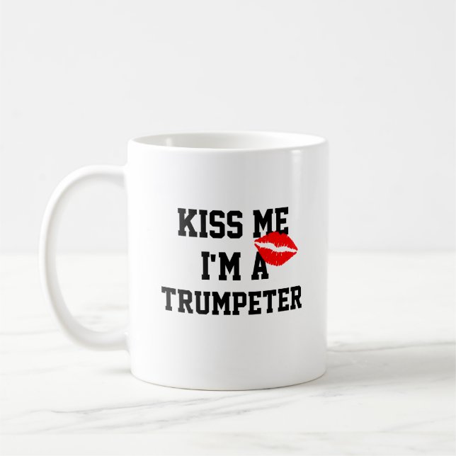 Caneca De Café Beija-Me, Sou Um Tumpeter. (Esquerda)