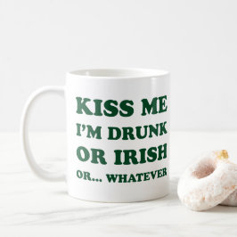 Caneca De Café Beije-Me Bebado Im Ou Irlandês