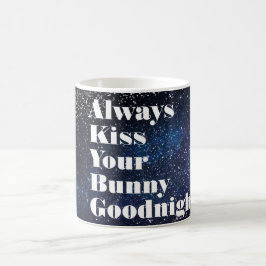 Caneca De Café Beije sempre sua tipografia do coelho Goodnight