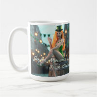 Bela Dia de São Patrício Sentada em um barril