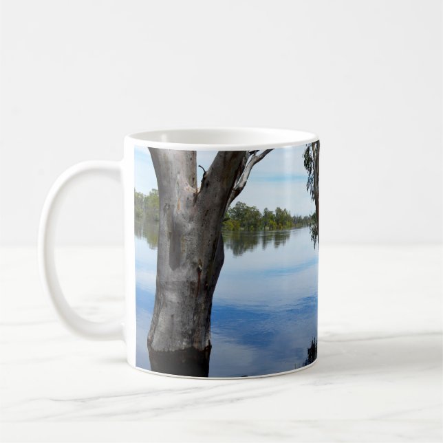 Caneca De Café Beleza De Um Rio Da Árvore De Goma Murray Austráli (Esquerda)