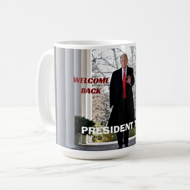 Caneca De Café Bem-vindo ao Presidente Trump (Frente Esquerda)