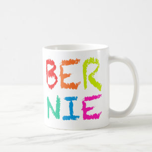 CANECA DE CAFÉ "BERNIE" (EM LETRAS DO ARCO-ÍRIS)