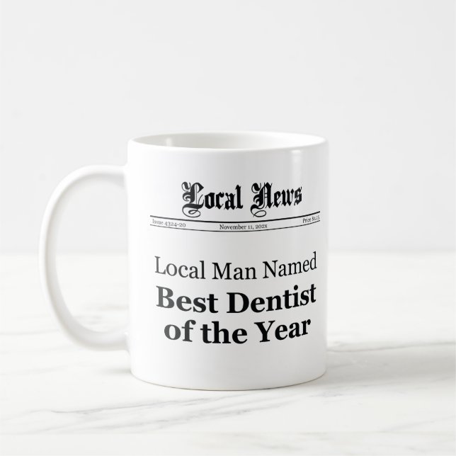 Caneca De Café Best Dentist of The Year Newspaper Style Mug - Men (Esquerda)
