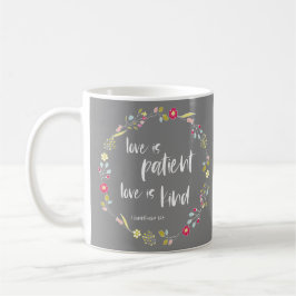 Caneca De Café Bíblia Verso: O amor é paciente, o amor é gentil