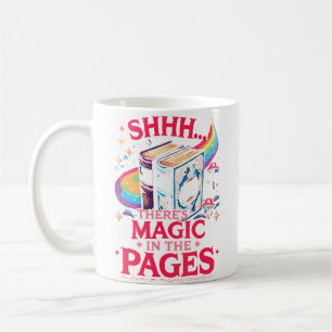 Caneca De Café Biblioteca do Leitor Há Magia Nas Páginas Libraria