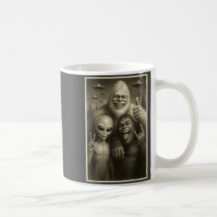 Caneca De Café Bigfoot Engraçado, Alien e Yeti Sasquatch Rock On