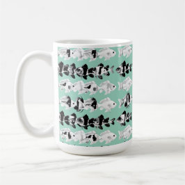 Caneca De Café Black and white fish on teal background