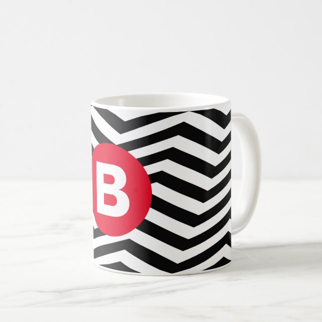 Caneca De Café Black and White Zig Zag Pattern Red Monogram (Frente Esquerda)